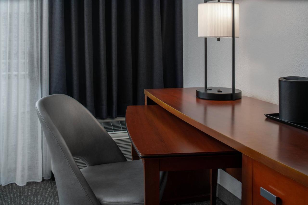 Courtyard By Marriott East/park Avenue 3*