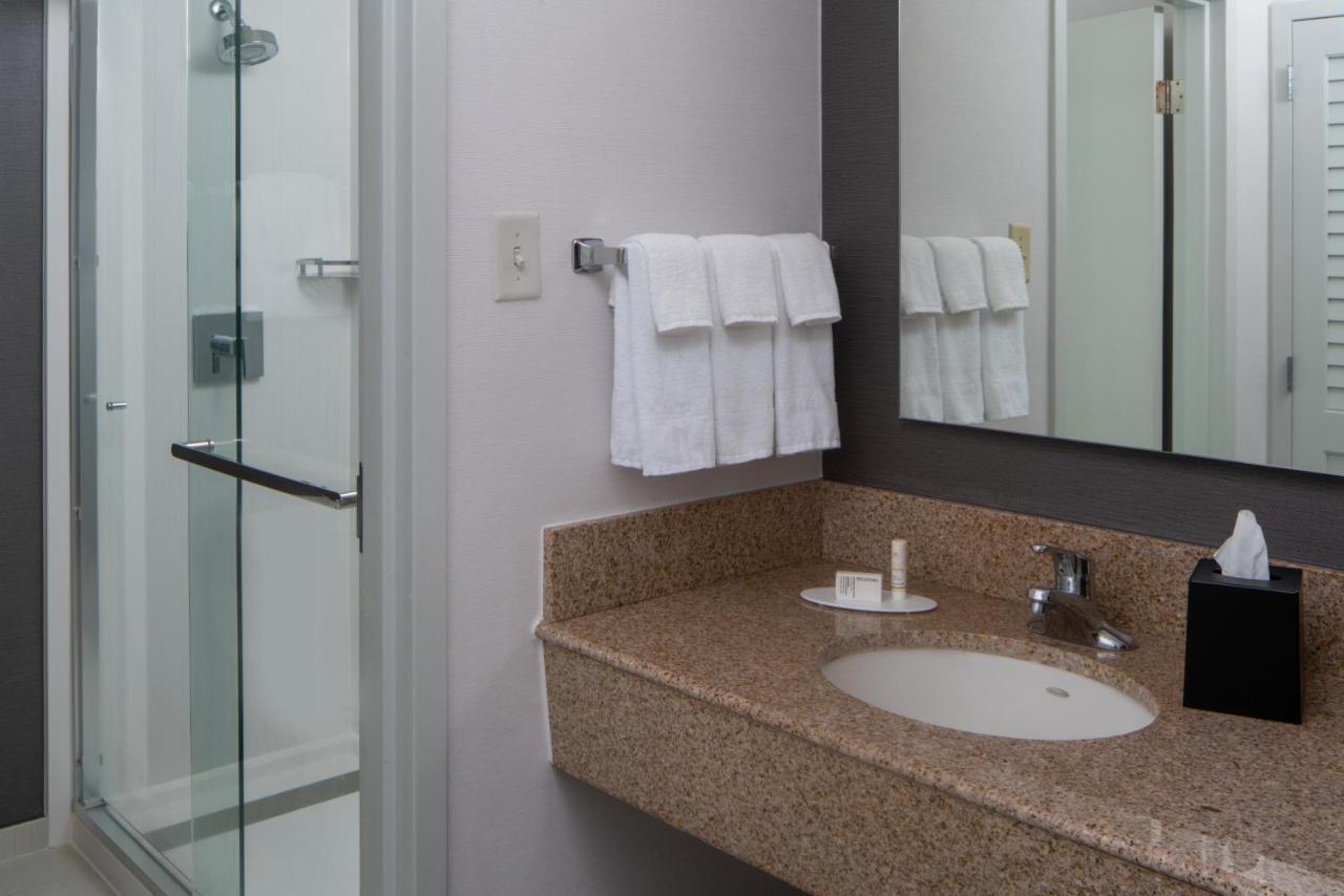 Hotel Courtyard By Marriott East/park Avenue