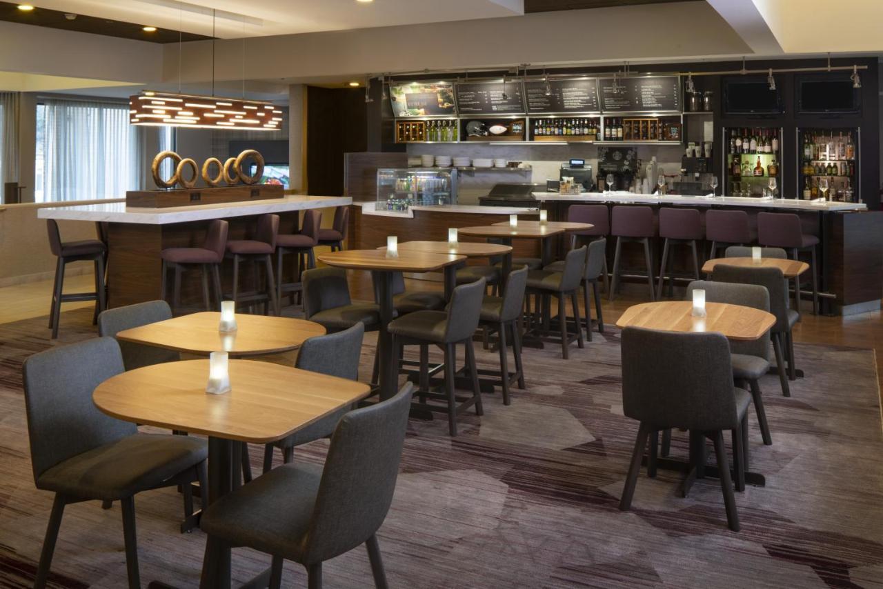 Courtyard By Marriott East/park Avenue Memphis
