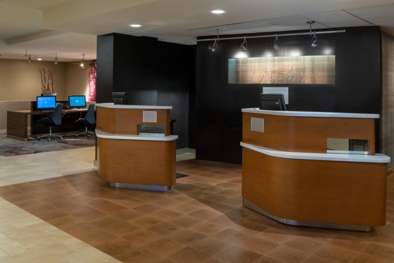 Courtyard By Marriott East/park Avenue 3*