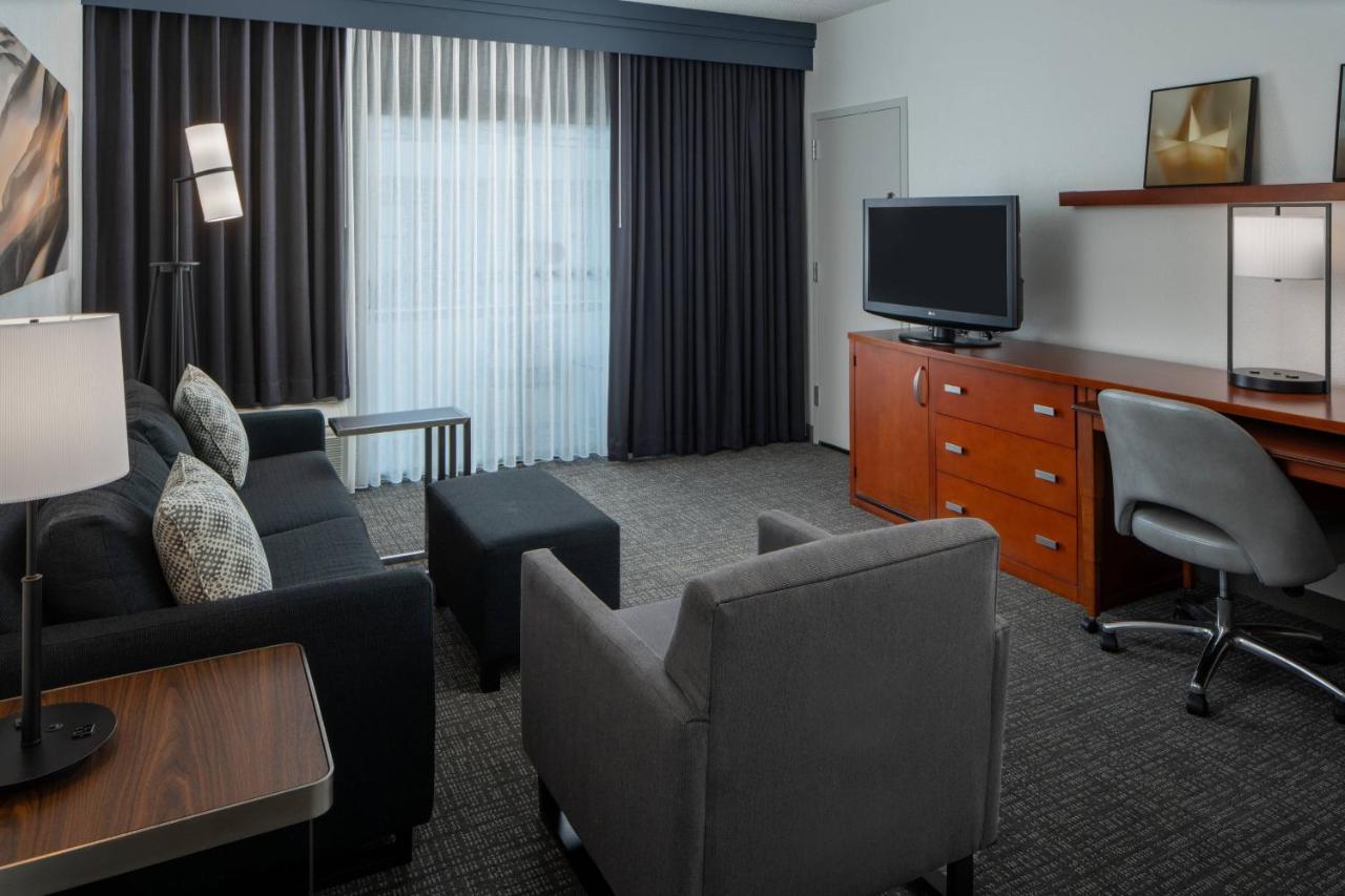 Courtyard By Marriott East/park Avenue 3* Memphis