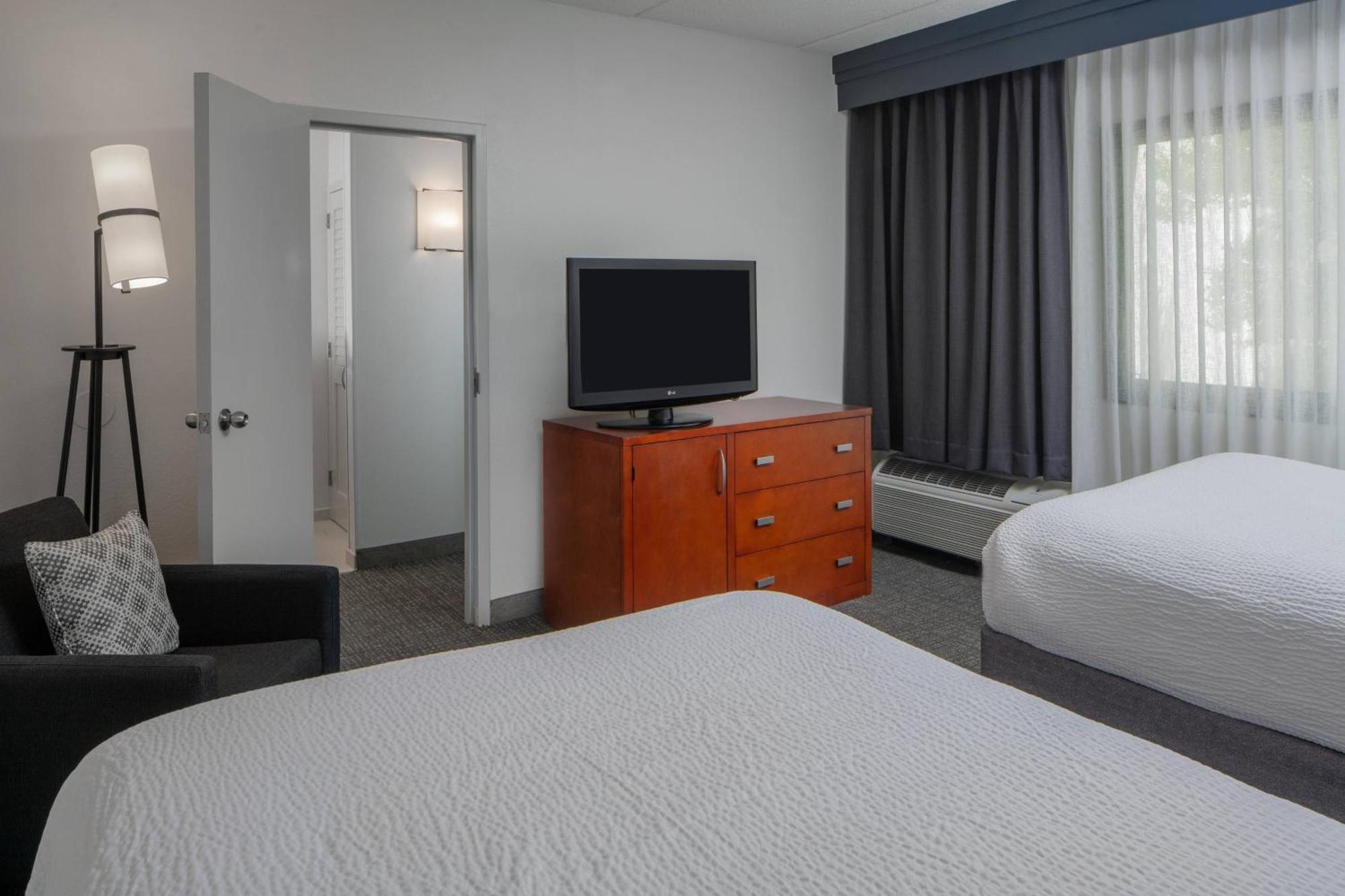 Hotel Courtyard By Marriott East/park Avenue