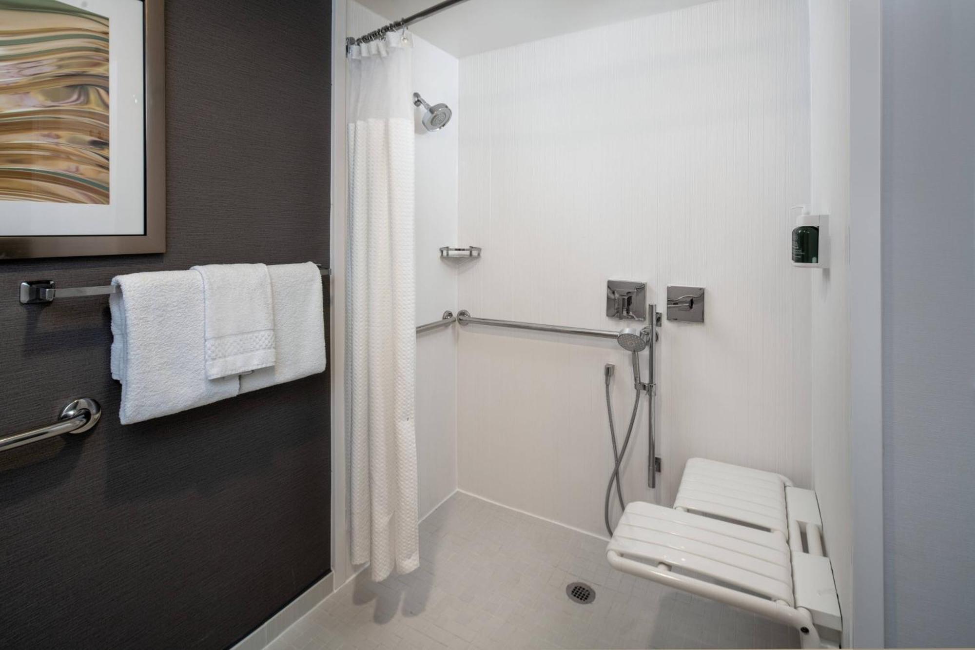 Courtyard By Marriott East/park Avenue 3* Memphis
